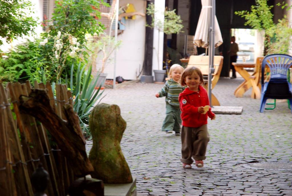 Rhein River Guesthouse - Direkt Am Rhein Leverkusen Zewnętrze zdjęcie