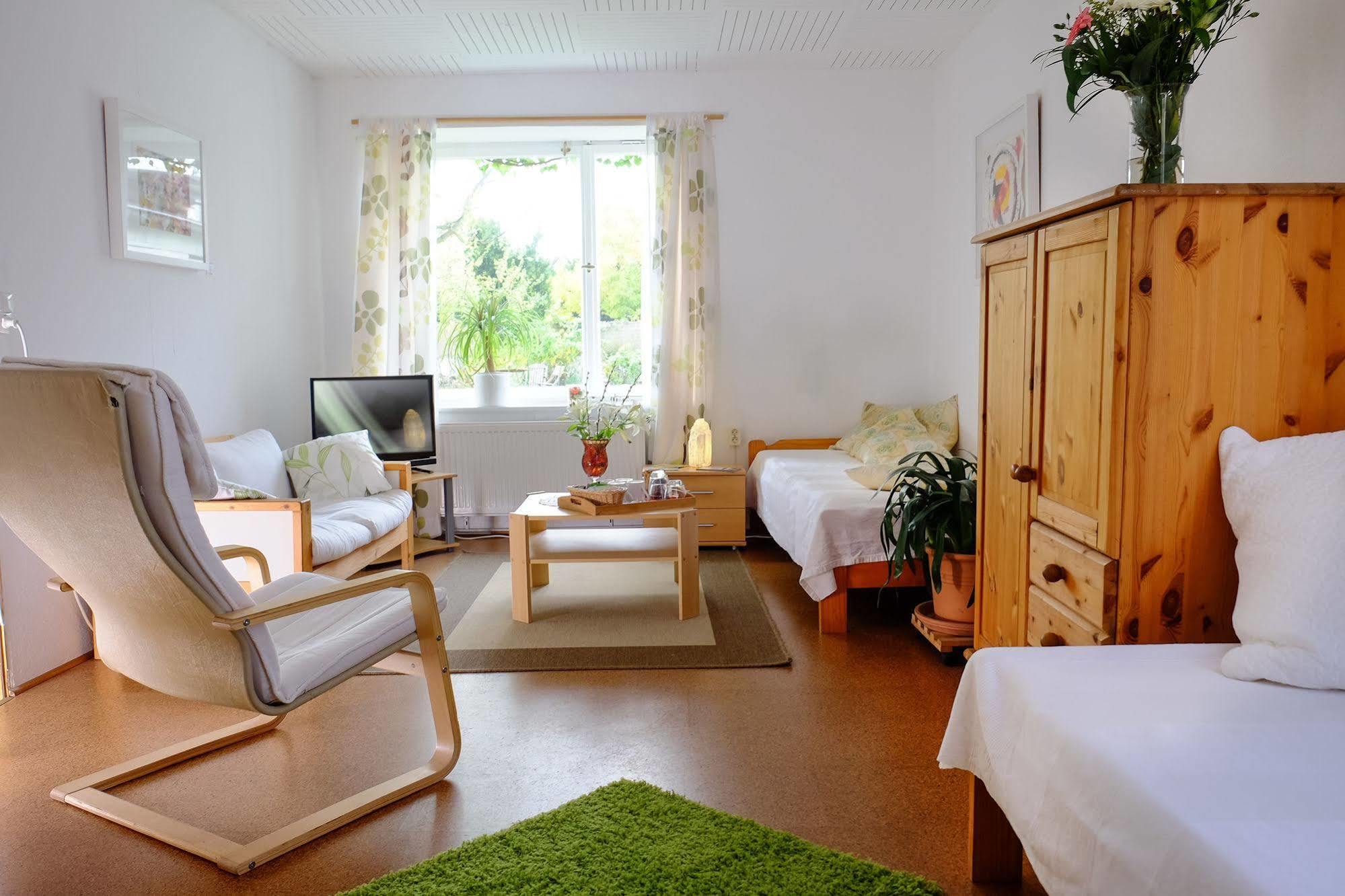 Rhein River Guesthouse - Direkt Am Rhein Leverkusen Zewnętrze zdjęcie