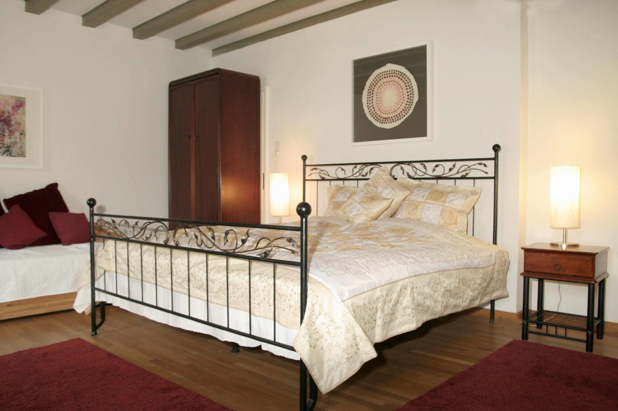 Rhein River Guesthouse - Direkt Am Rhein Leverkusen Zewnętrze zdjęcie