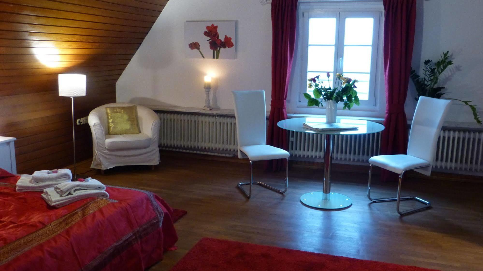 Rhein River Guesthouse - Direkt Am Rhein Leverkusen Zewnętrze zdjęcie